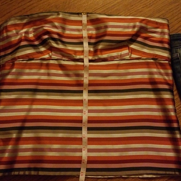 Top - Picture 3 of 4